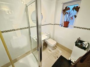 Photo 10- click for photo gallery